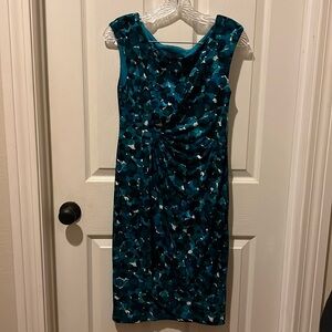 Women’s Connected size 6 dress